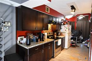 1722 Twin Court Place - Photo 3