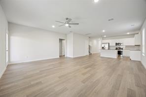7624 Kingfisher Road - Photo 11