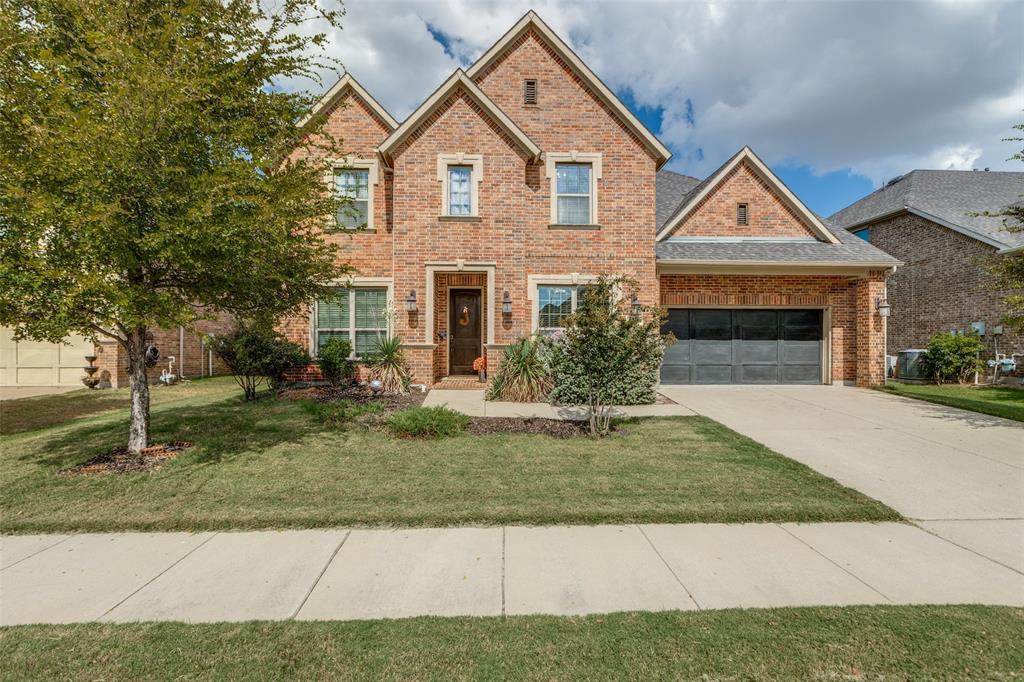 2920 Clearwater Drive - Photo 1