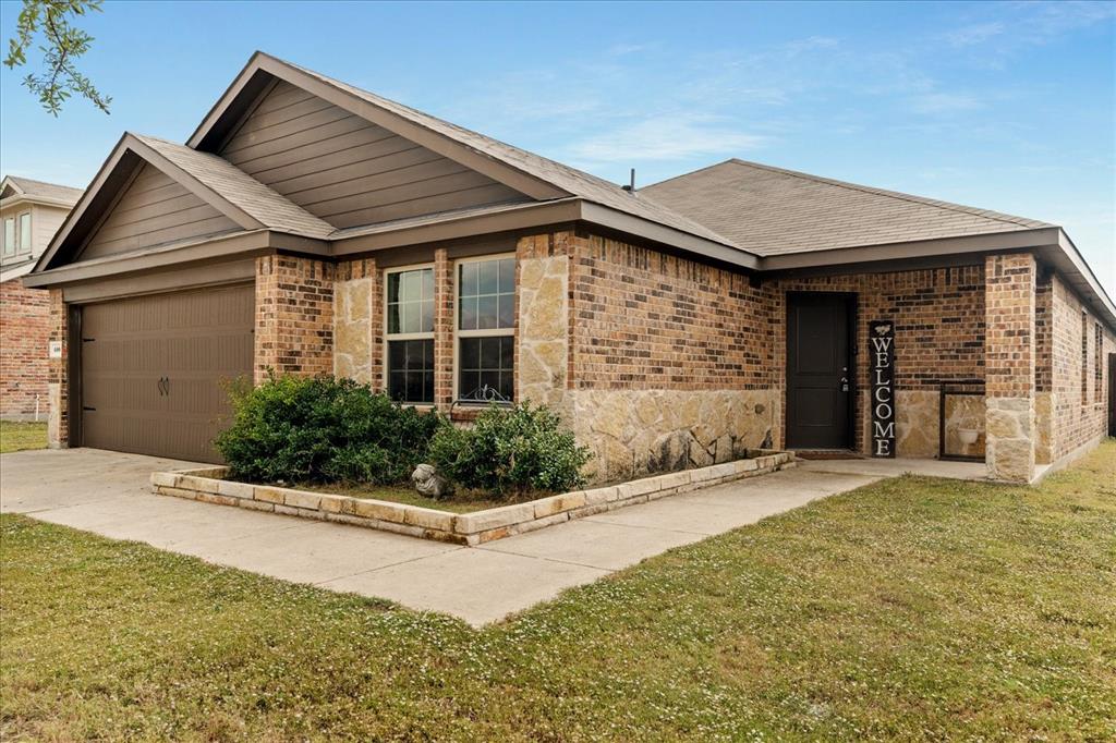 400 Shiplap Lane - Photo 1