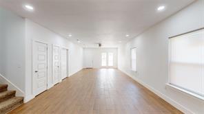 1615 Poplar Street - Photo 6