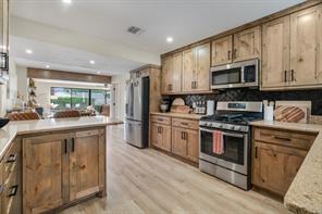 3276 Cleveland Street - Photo 24