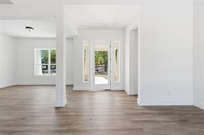 1552 Lakeridge Boulevard - Photo 10