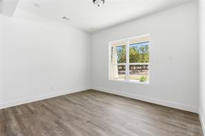 1552 Lakeridge Boulevard - Photo 17