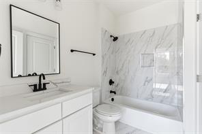 1552 Lakeridge Boulevard - Photo 25