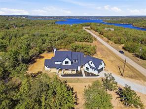 1552 Lakeridge Boulevard - Photo 4