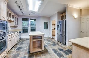 1805 Old Oak Drive - Photo 11