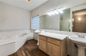 1805 Old Oak Drive - Photo 17