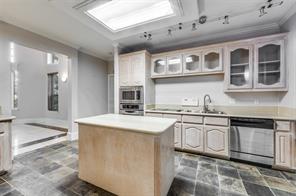 1805 Old Oak Drive - Photo 9
