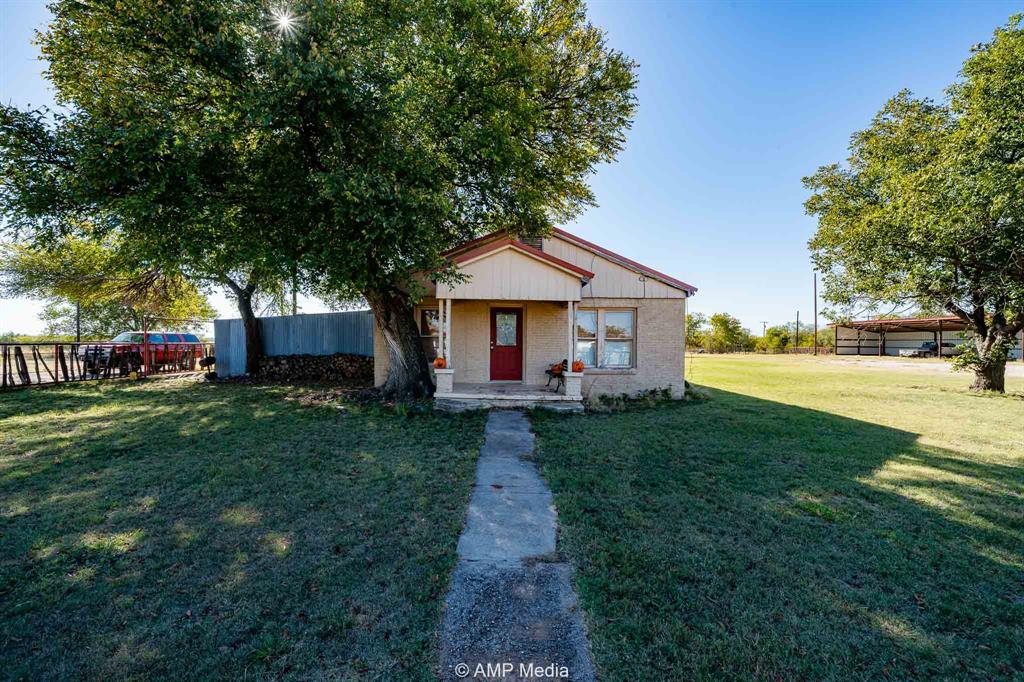 507 E Chestnut - Photo 1