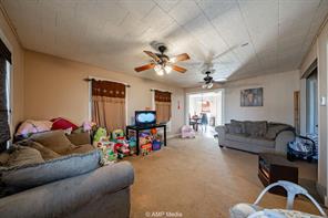 507 E Chestnut - Photo 13