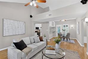 3105 San Jacinto Street - Photo 2