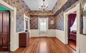515 Hackberry Street - Photo 4