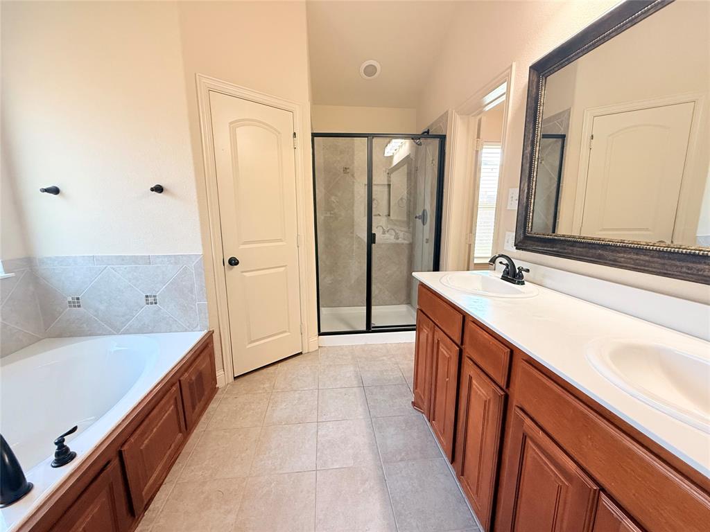 2106 Danibelle Drive - Photo 12