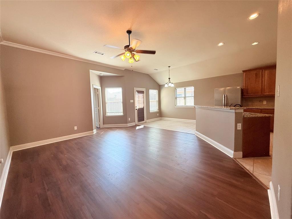 2106 Danibelle Drive - Photo 9