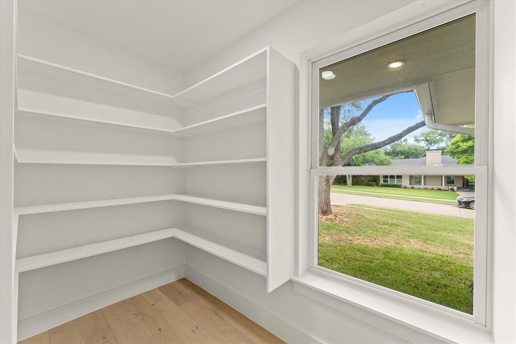 7210 Baxtershire Drive - Photo 17