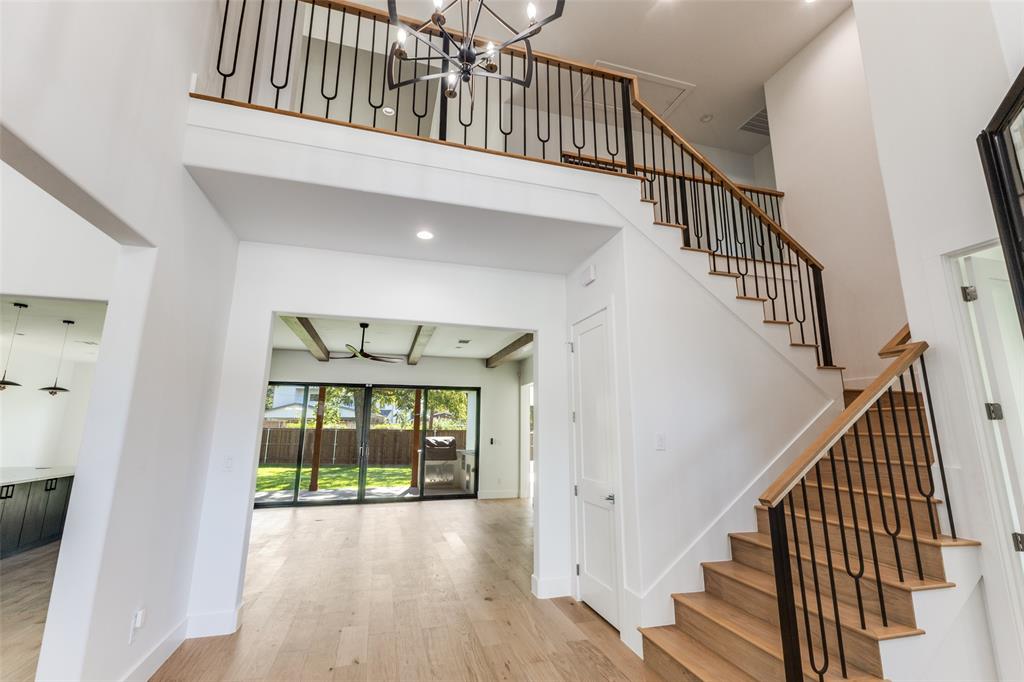 3842 Eaton Drive - Photo 4