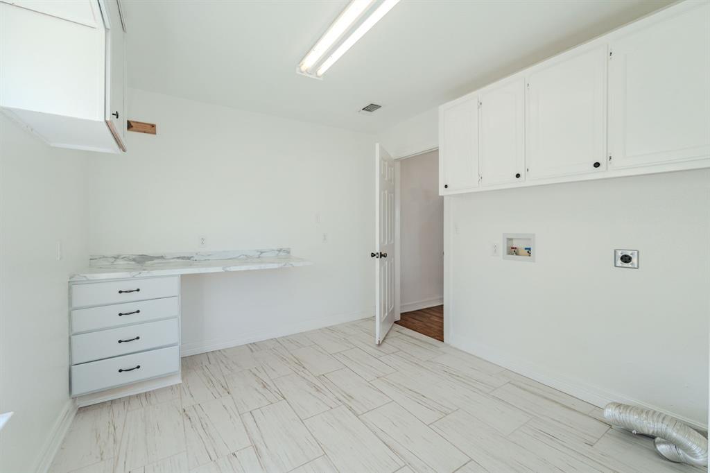 688 Private Road 1152 - Photo 13