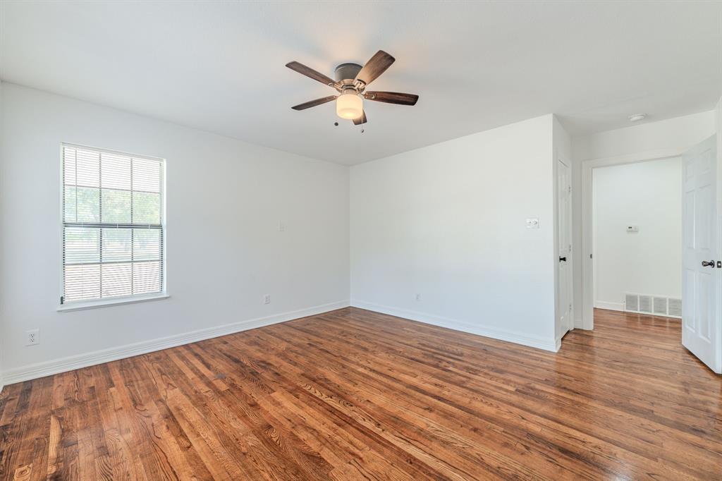 688 Private Road 1152 - Photo 15