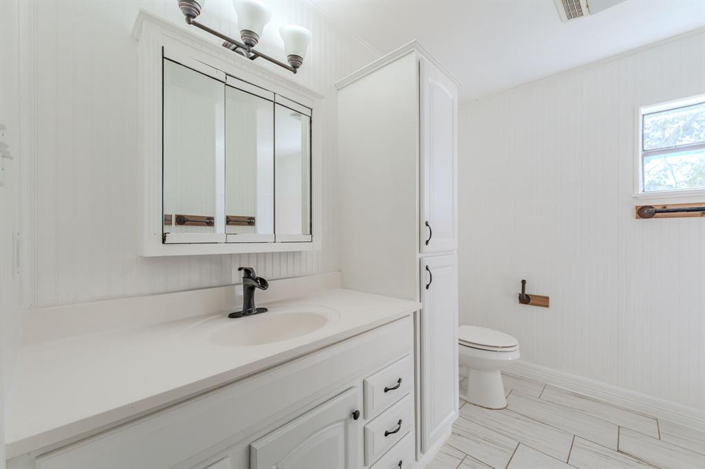 688 Private Road 1152 - Photo 18