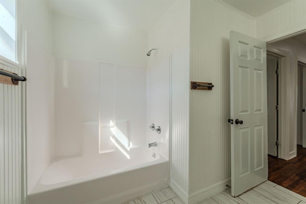 688 Private Road 1152 - Photo 19