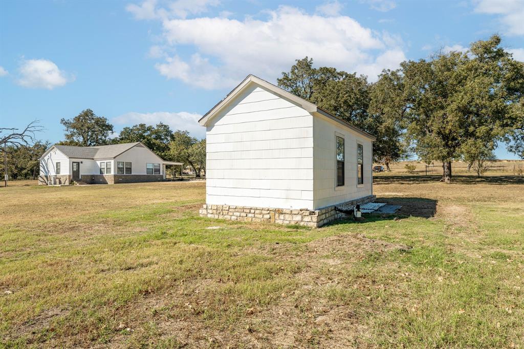 688 Private Road 1152 - Photo 28