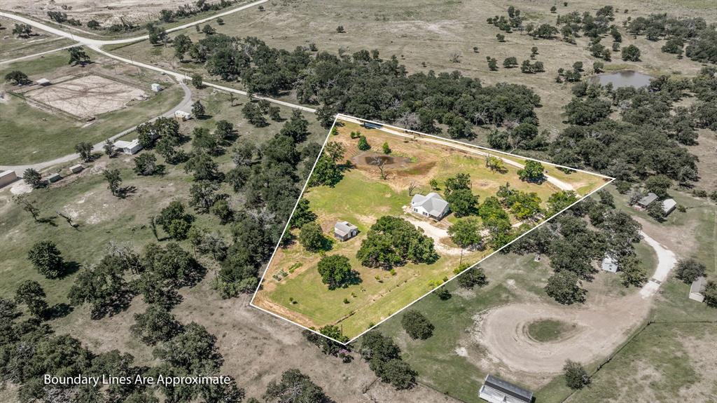 688 Private Road 1152 - Photo 32