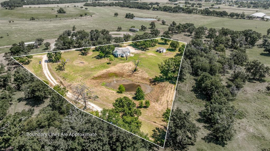 688 Private Road 1152 - Photo 4