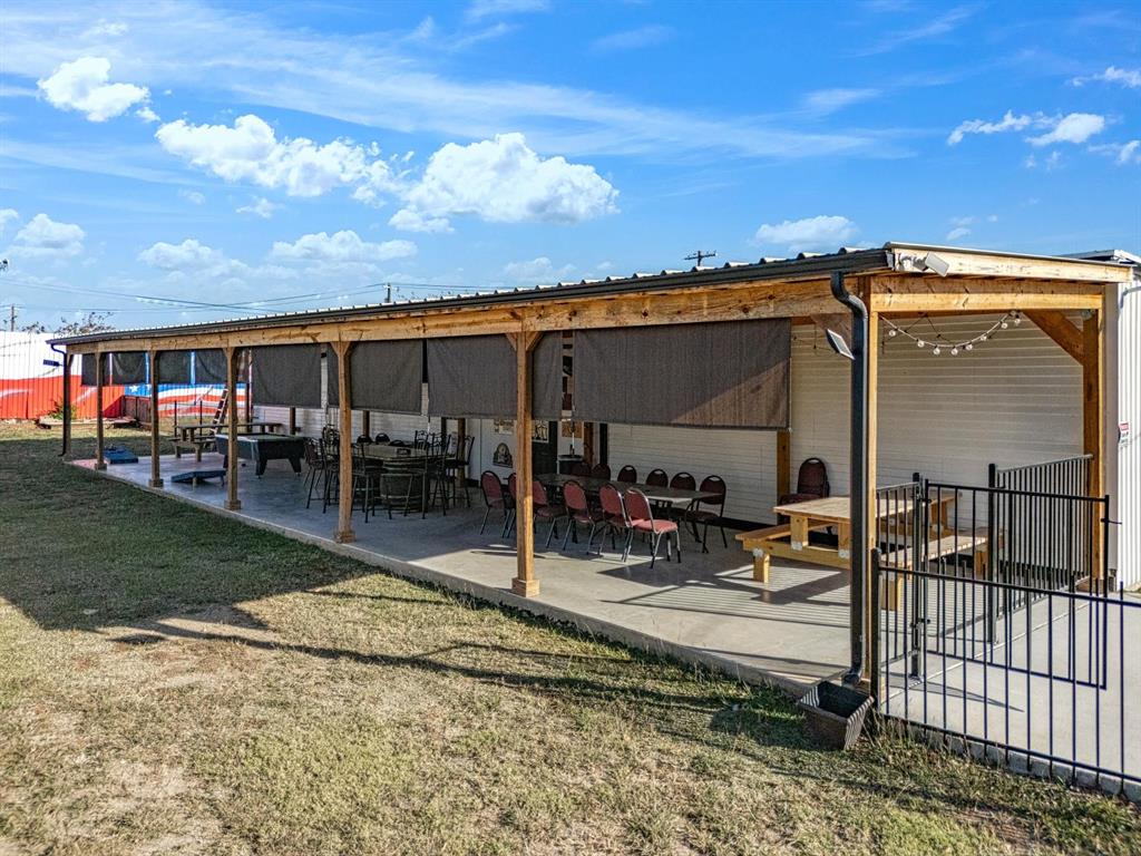 9805 Jacksboro Highway - Photo 11