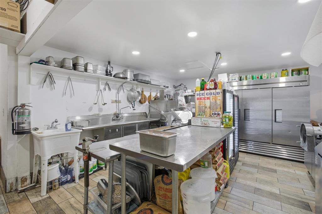9805 Jacksboro Highway - Photo 20