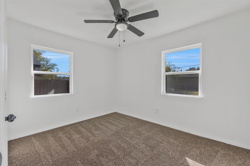 7002 Troy Glen Drive - Photo 23