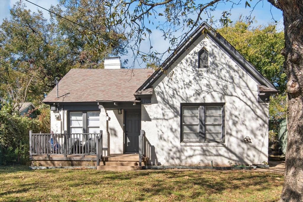 3207 Pine Street - Photo 1