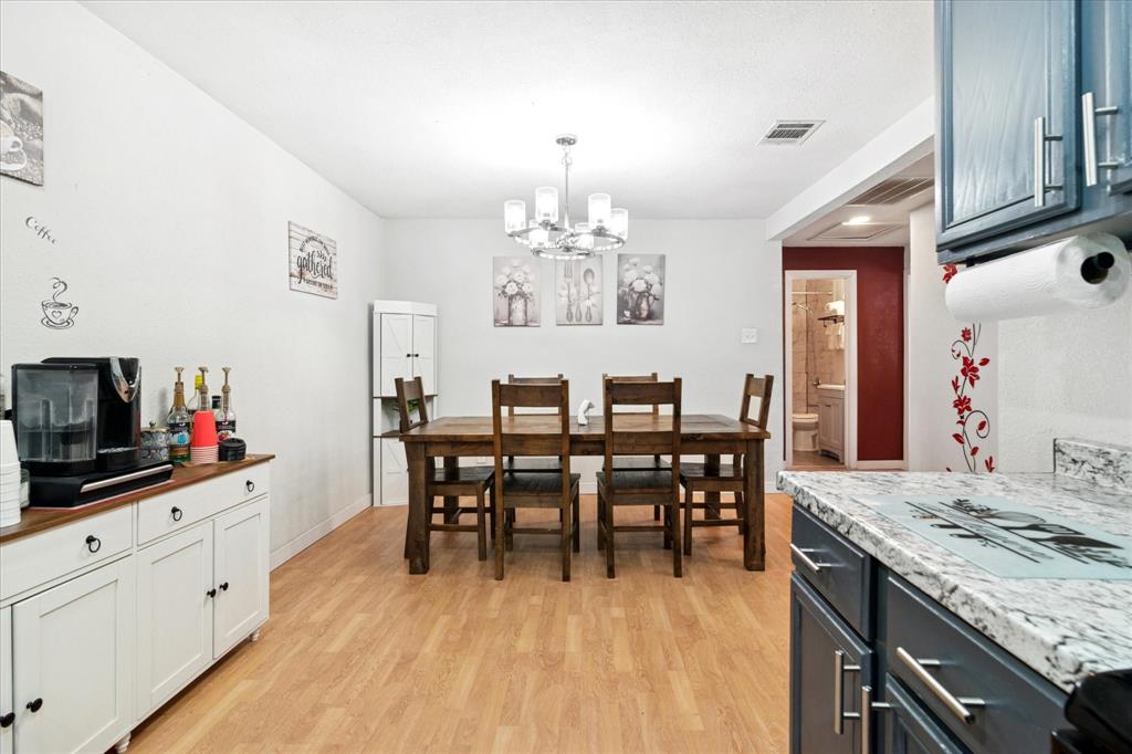 3207 Pine Street - Photo 10