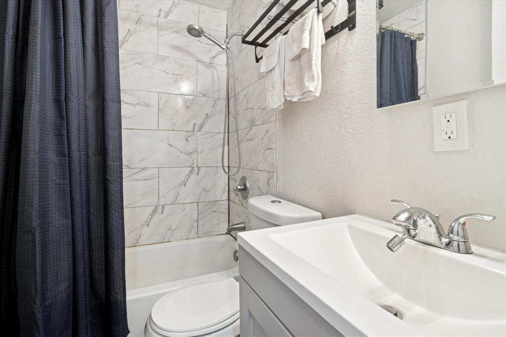 3207 Pine Street - Photo 20