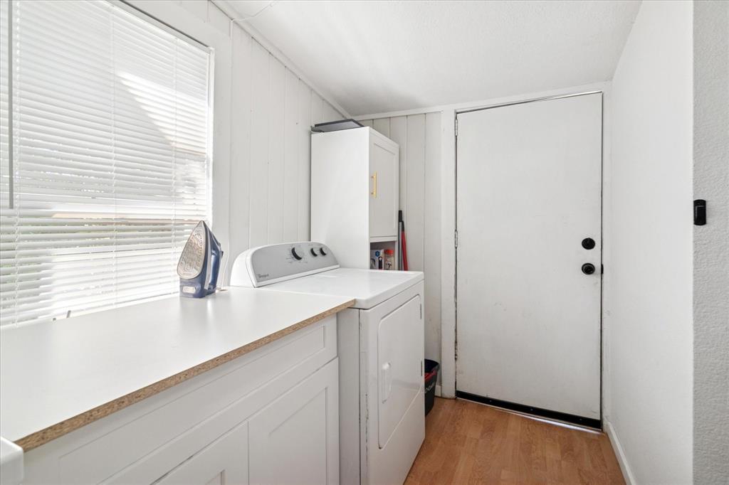 3207 Pine Street - Photo 21