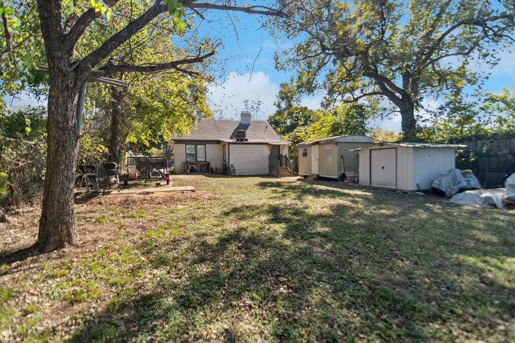 3207 Pine Street - Photo 23