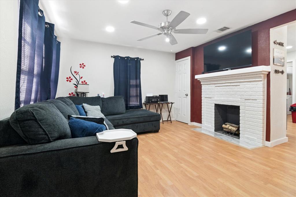 3207 Pine Street - Photo 6