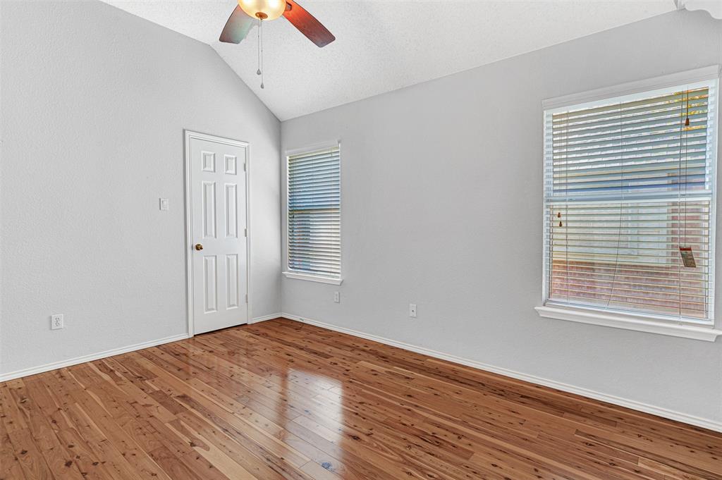 1303 Hillcrest Drive - Photo 17
