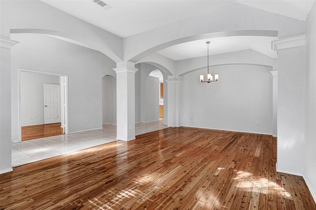 1303 Hillcrest Drive - Photo 8
