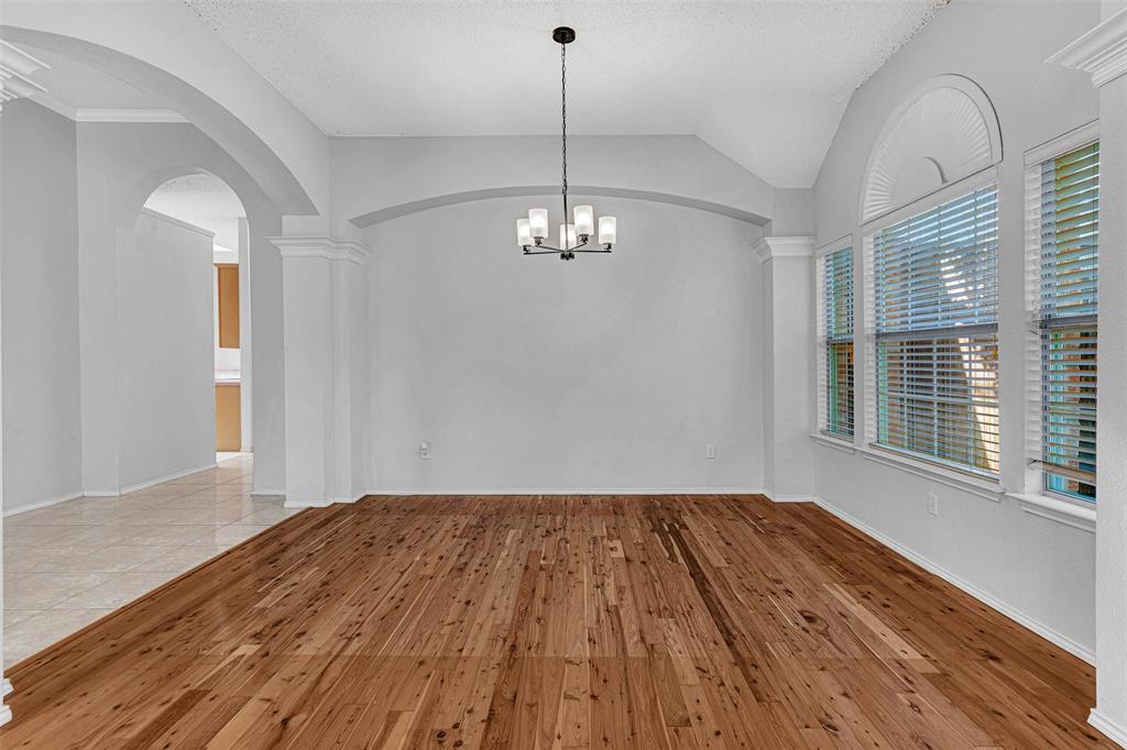 1303 Hillcrest Drive - Photo 9