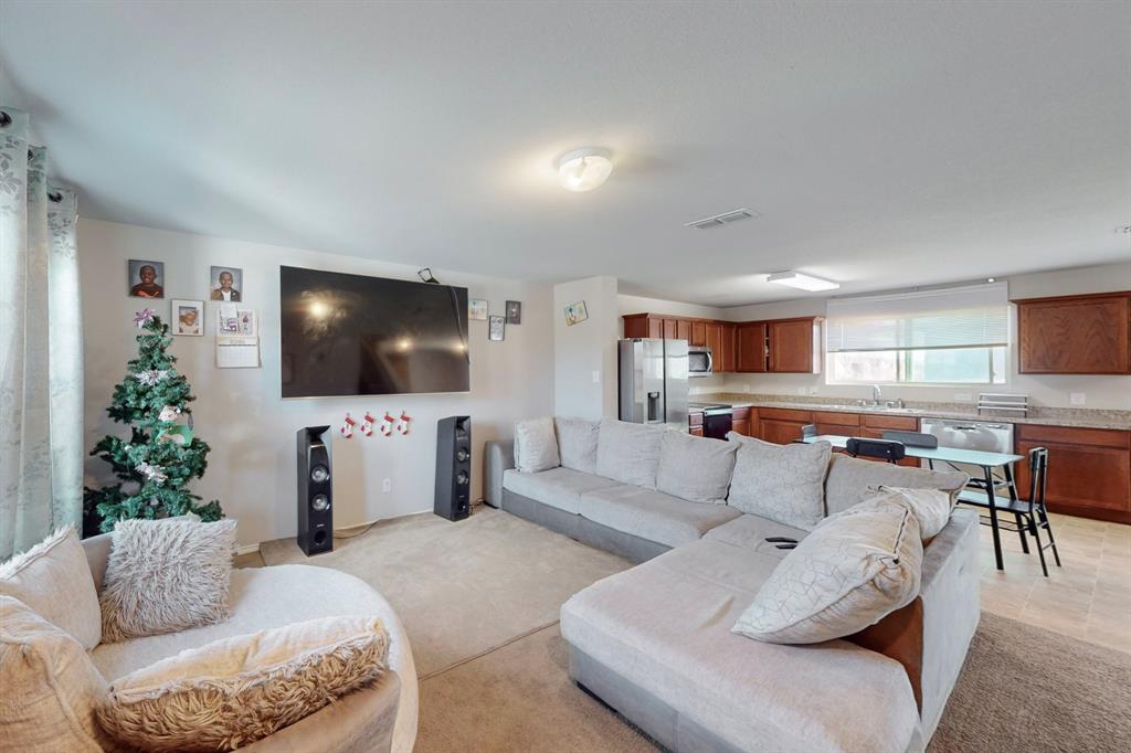 7812 Schooner Drive - Photo 1