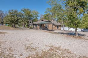 2208 Austin Avenue - Photo 2