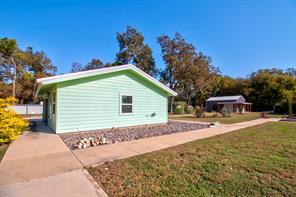 227 Newcastle Drive - Photo 4