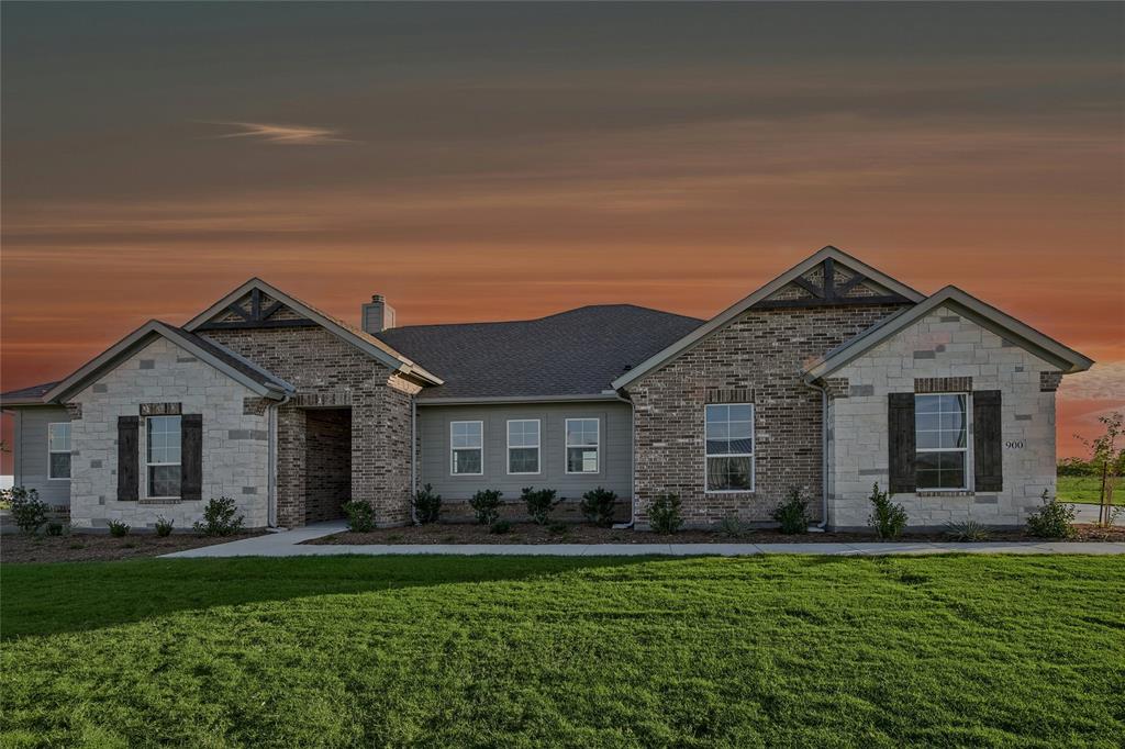 900 County Road 200 - Photo 1
