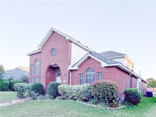 1236 Whitehorse Drive
