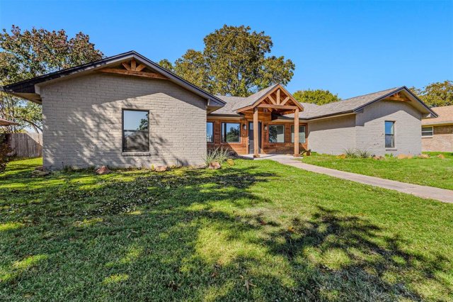 1301 Pecan Valley Drive