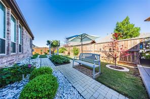 1650 Oakcrest Drive - Photo 3