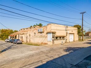 2401 Hickory Street - Photo 10