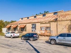 2401 Hickory Street - Photo 12