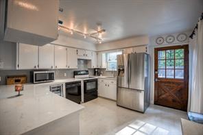 122 Havens Court - Photo 22